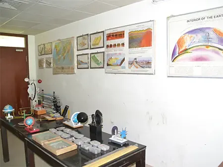 GEOGRAPHY LAB